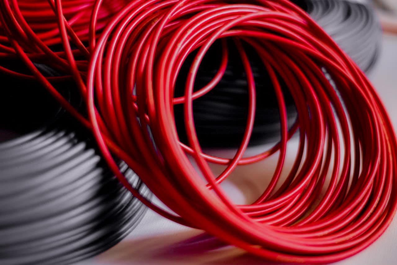 Red wire pack